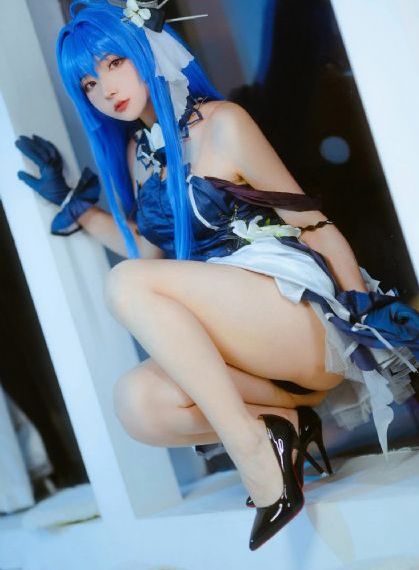 侯府荡女h女奶水