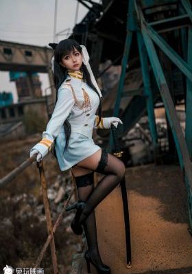 粉雄救兵
