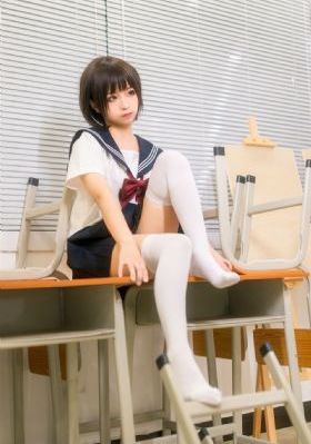 《年轻女教师2》电影