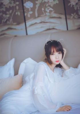 张津瑜12分04秒未删减